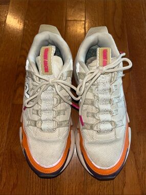 New Balance Jaden Smith Vision Racer Sz  7.5 Men 8.5 Women